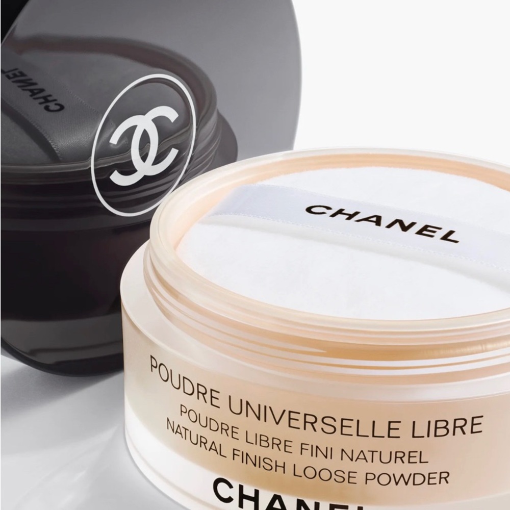 CHANEL POUDRE UNIVERSELLE LIBRE # 20. New